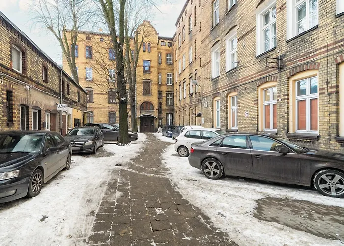 Przytulne Studia Very Berry W Poznaniu Blisko Parku By Renters Poznań