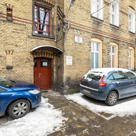 Przytulne Studia Very Berry W Poznaniu Blisko Parku By Renters Poznań