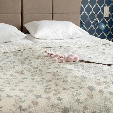 Przytulne Studia Very Berry W Poznaniu Blisko Parku By Renters * Poznan