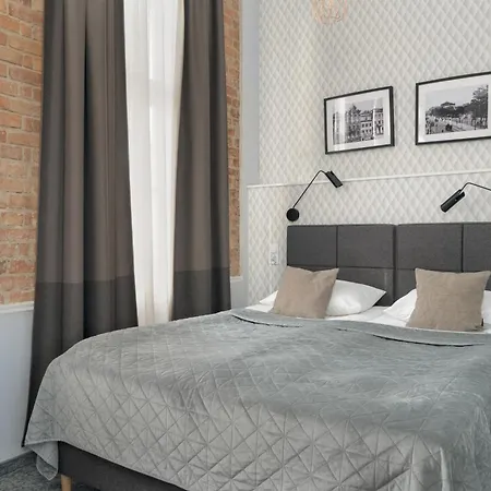 Przytulne Studia Very Berry W Poznaniu Blisko Parku By Renters Appartamento *