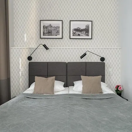 Apartment Przytulne Studia Very Berry W Poznaniu Blisko Parku By Renters *