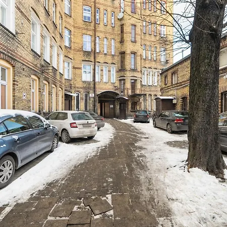 Przytulne Studia Very Berry W Poznaniu Blisko Parku By Renters Apartment Poznan