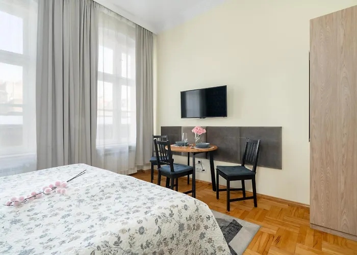 Przytulne Studia Very Berry W Poznaniu Blisko Parku By Renters * Познань